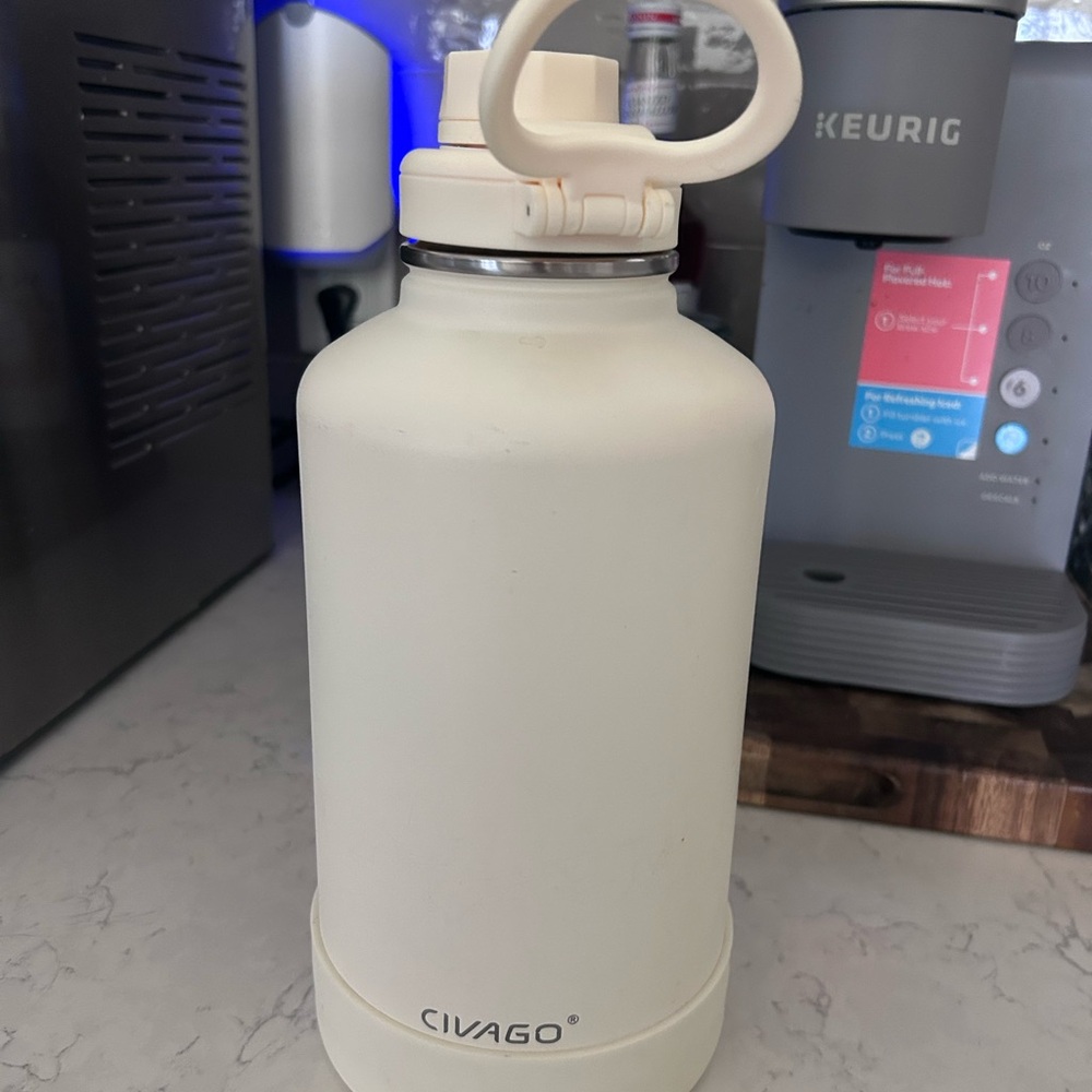 Cream Insulated Water Bottle